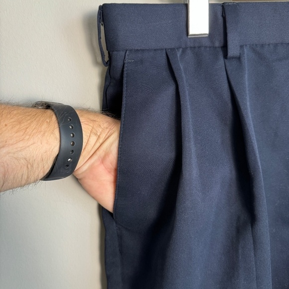 Dockers Golf Men's Vintage Navy Blue Chino Style Golf Shorts Size 36 Outdoor - Picture 2 of 14